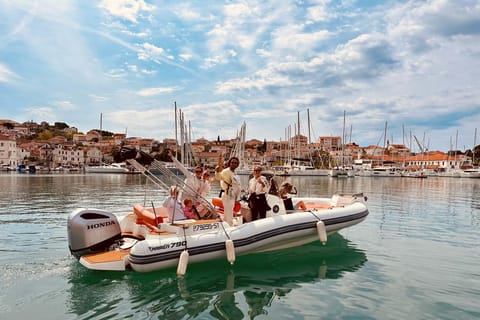 Split: Blue Lagoon, 3 Islands, and Wine Tasting Private Tour