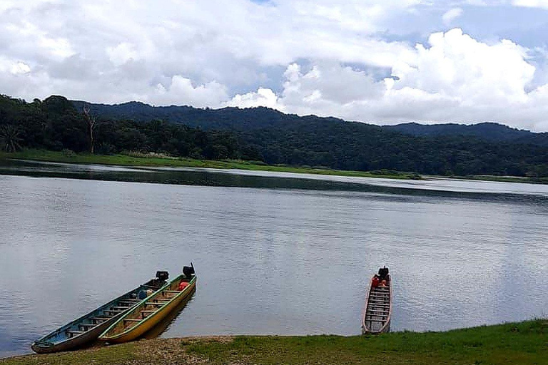 Panama City: Emberá Village & Chagres River Canoe Tour