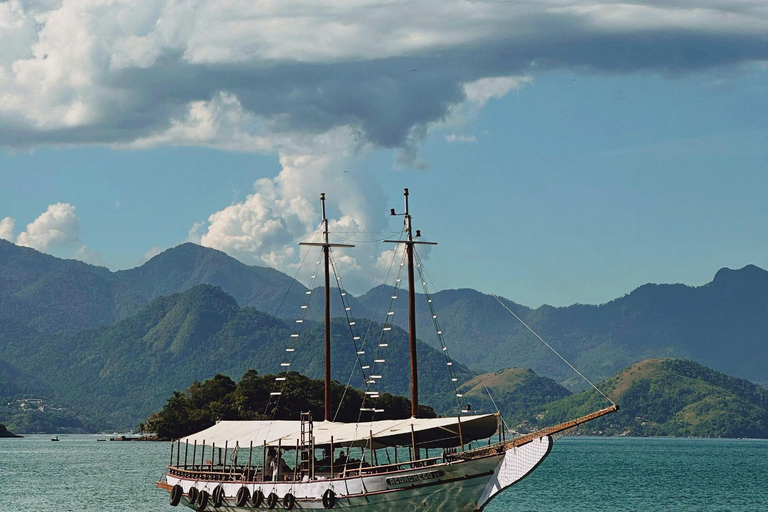 Rio de Janeiro: Angra & Ilha Grande Boat Tour & Lunch