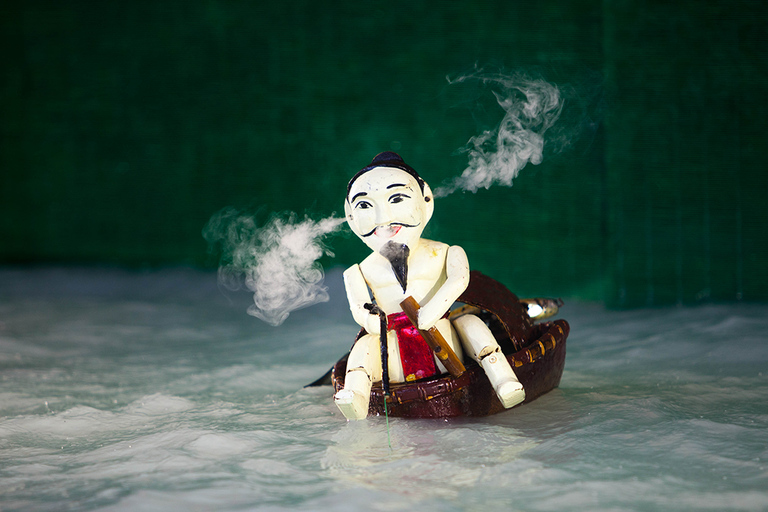 Ho Chi Minh: Open-Top Bus Tour &Water Puppet Show Experience