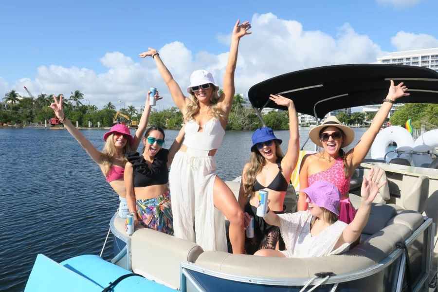 Flucht ins Paradies: Privates Insel-Boot-Abenteuer in Tampa. Foto: GetYourGuide