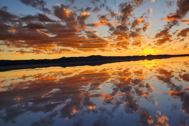Uyuni Salt Flat: Sunset and Starlight Experience Sunset and star tours