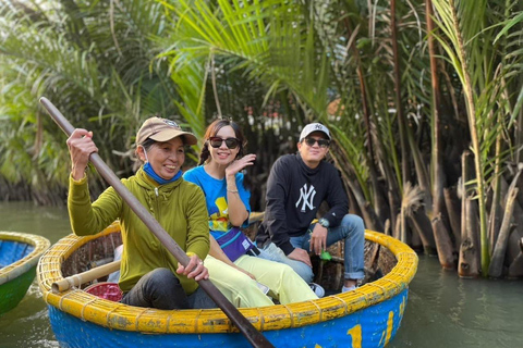 Bateau-panier à Hoi An