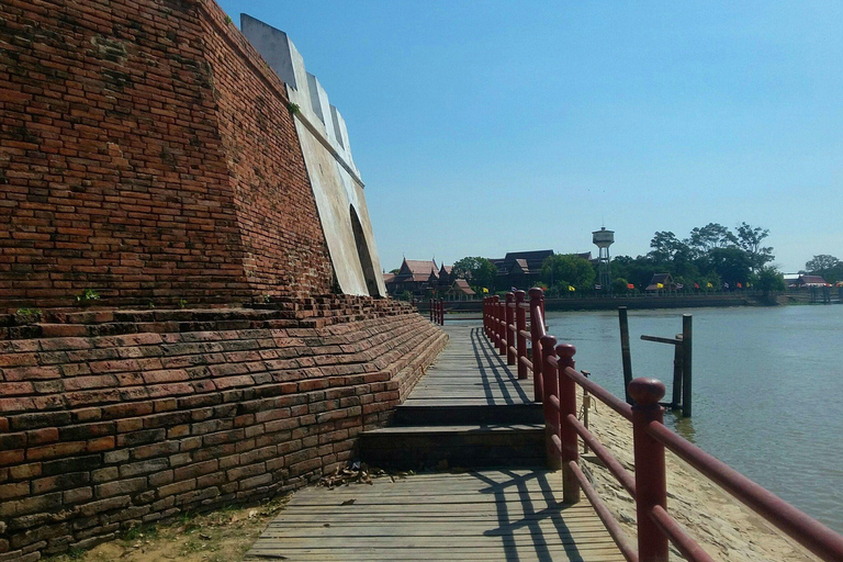 From Ayutthaya: Ayutthaya Heritage Boat Ride Start tour from Ayutthaya 5:00 pm