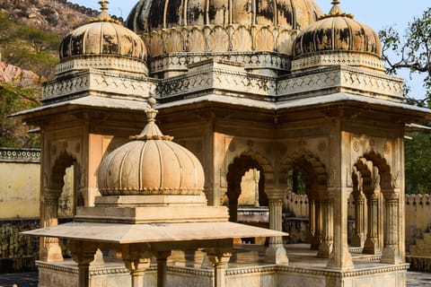 Jaipur; Morning or Evening Temple Tour by Tuk Tuk & Old City