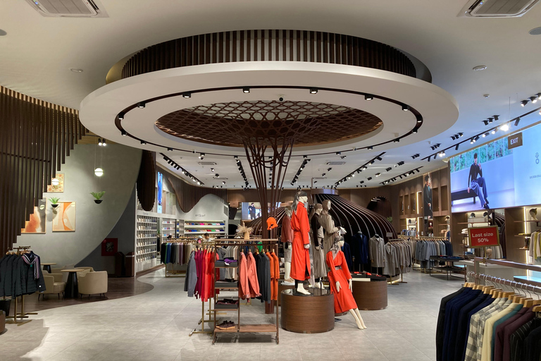 Ulaanbaatar: Gobi Cashmere Flagship Store Shopping Tour