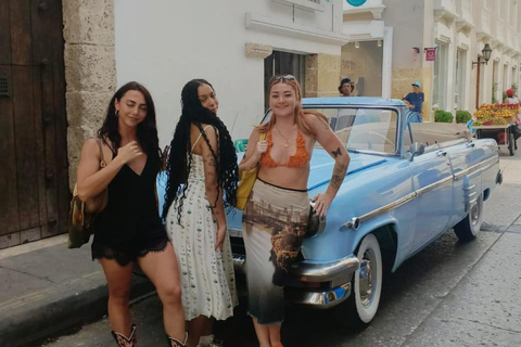 Tour privato in auto d'epoca a Cartagena
