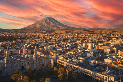 Peru: 15-dagars tur längs kusten, Sierra och AmazonasPeru: 15-dagars tur längs kusten, i Sierra och Amazonas