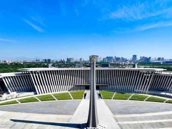 Hanoi: Vietnam Military History Museum & Landmarks Tour