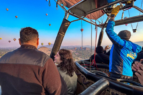 Mexiko City: Ballongflygning, Teotihuacan och Guadalupe-helgedomen