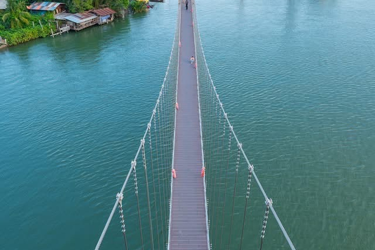 Damnoen : Train Market,Canal Life & Suspension Bridge Scenic