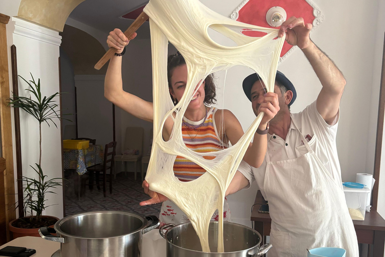 Côte amalfitaine : Atelier sur la mozzarella, les pâtes et le tiramisù