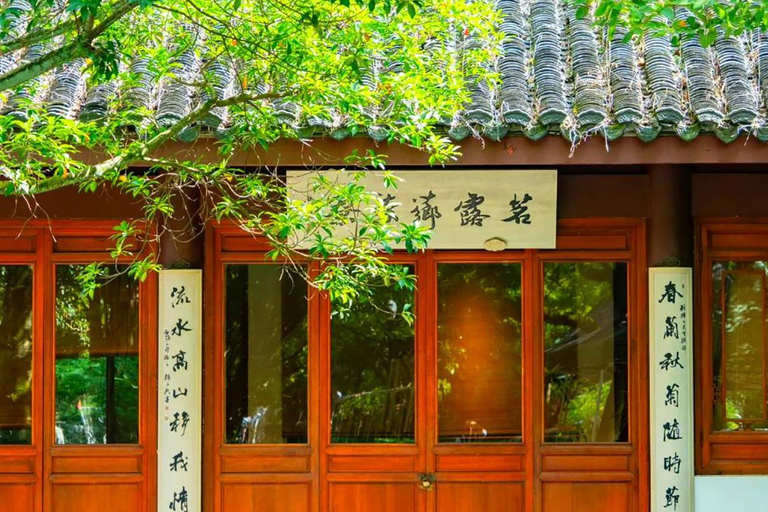Hangzhou: West Lake to Jiangnan former residence Day Tour