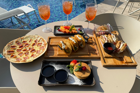 Luxury Day Pass at Hotel Estelar with Brunch Menu and Infinity Pool Luxurious Day at the Estelar Hotel: Brunch Menu and Infinity Pool