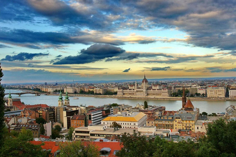 Budapest: Danube Cruise with Audioguide & Panorama Terrace Cruise with Welcome Drink
