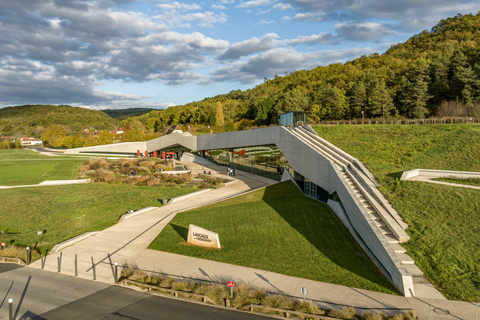 Lascaux IV: Biljett till grottupplevelse med fullständig replikaGuidad tur på spanska