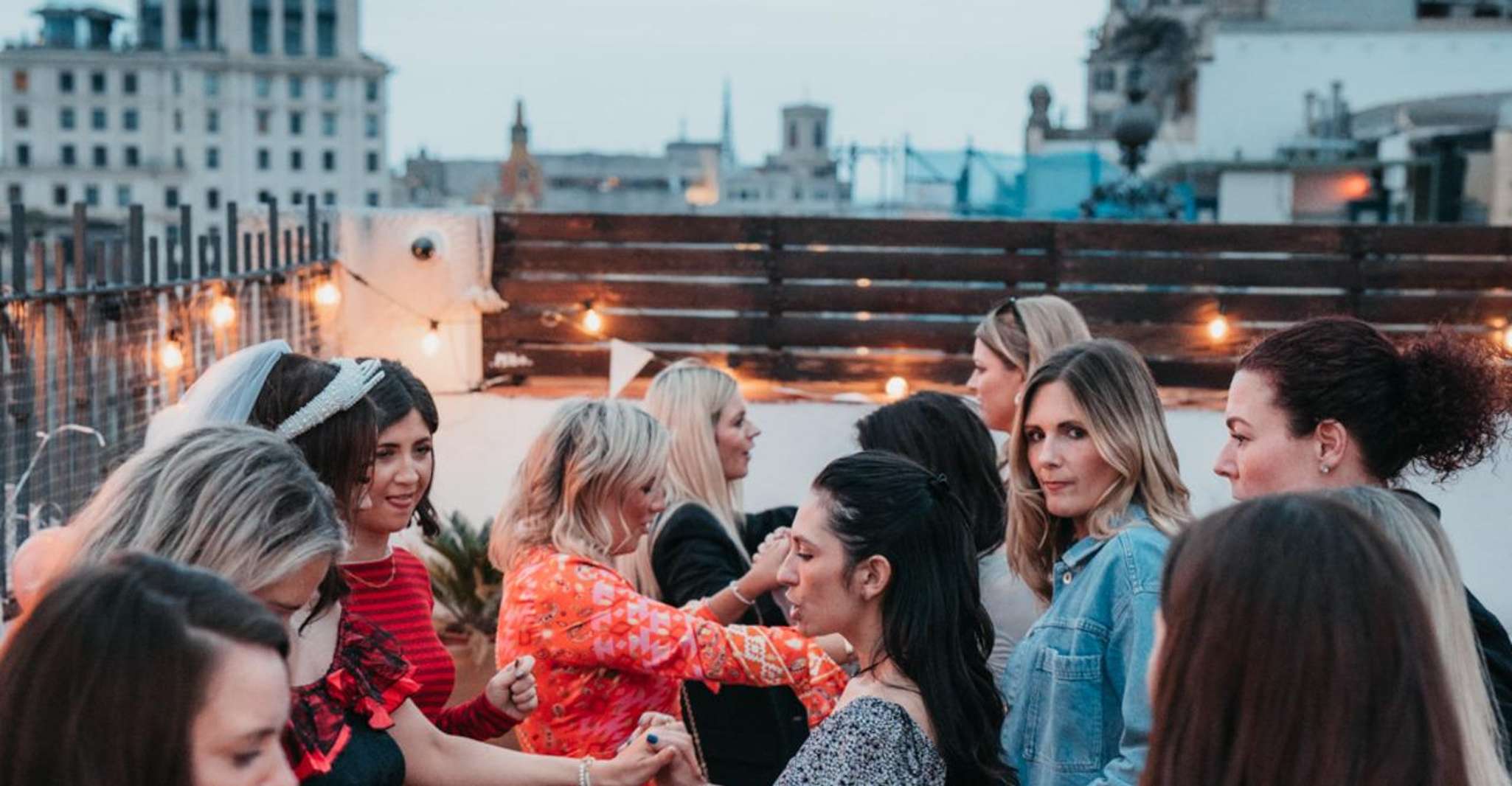Barcelona: Rooftop Salsa Class with Bottomless Sangria photo 7