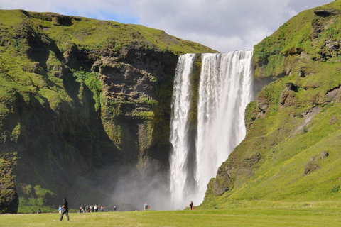South Coast Private Multilingual Tour from Reykjavik