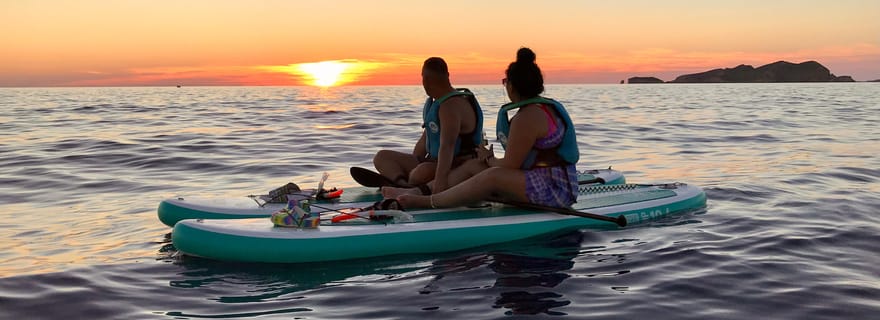 Cours de paddle surf, visite de grottes et criques secrètes, plongée avec tuba