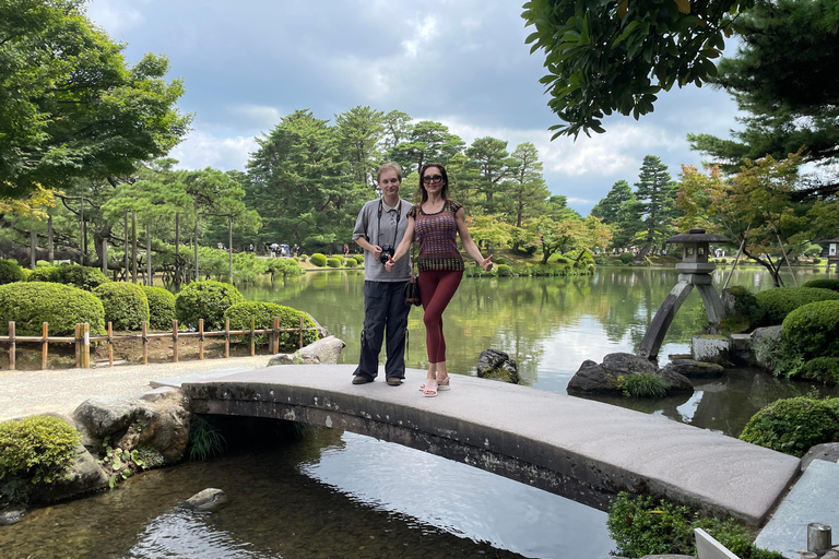 I colori di Kanazawa: tour della città con Kenrokuen e Kaga Yuzen