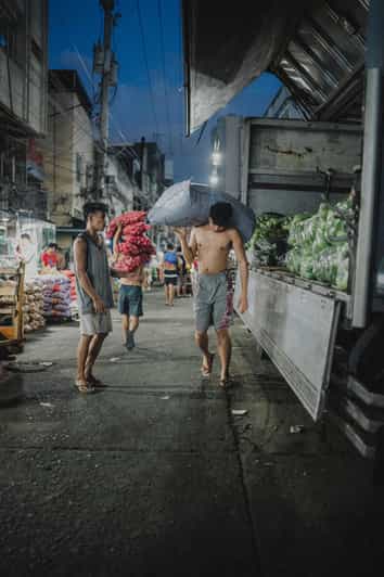 Manila: Guided Night Market Experience | GetYourGuide