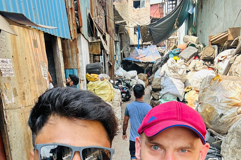 Mumbai: Unique Dharavi Slum Tour with a Local Guide Tour with Hotel Pickup & Drop