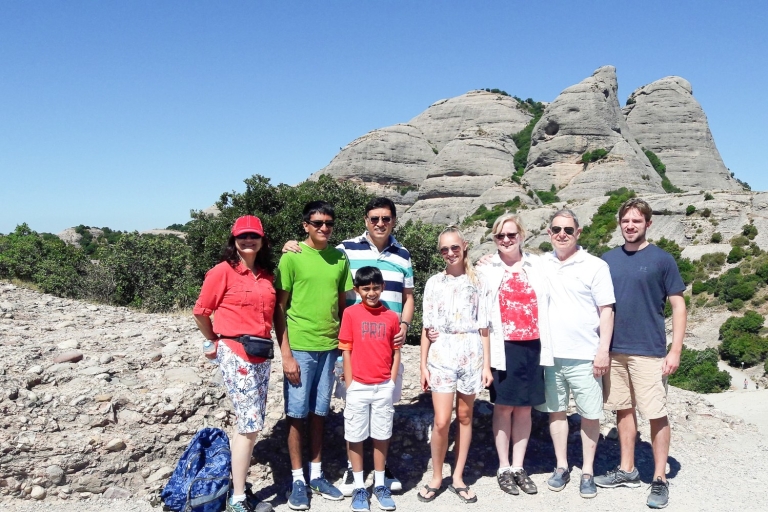 Ab Barcelona: Sitges und Montserrat-Wanderung mit Seilbahn