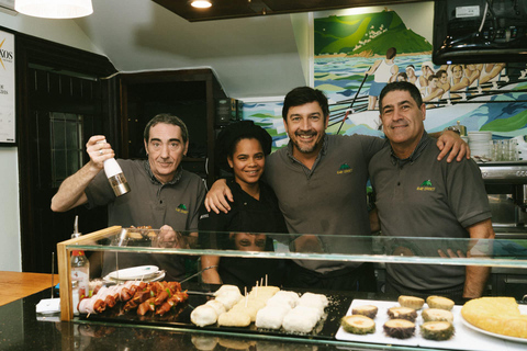 San Sebastian: Ultimate Pintxos & Wine Private Tour