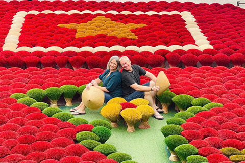 Hanói: salsa de soja, pueblo de los vermicelli y pagoda Thang NghiemTour privado: pueblo de la salsa de soja, pagoda, pueblo del incienso y sombreros