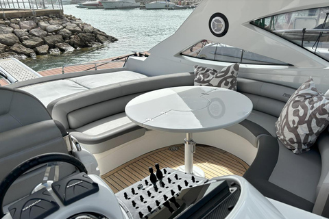 Xclusive Luxury Yacht AlbufeiraAlbufeira Xclusive Yacht di lusso