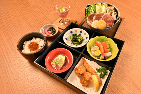 Sapporo: Lake Shikotsu Ice Festival &amp; Hot Spring Day Trip