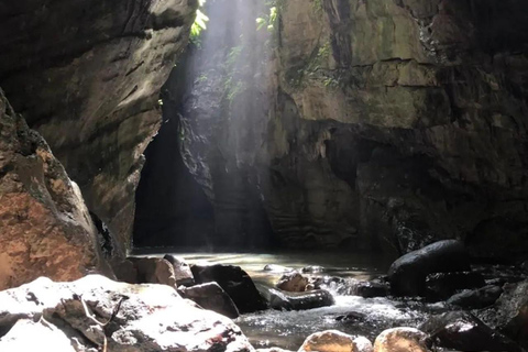 Bayano Caves Tour with Boat Ride and Kayaking
