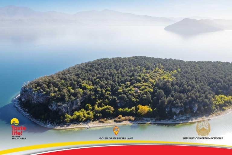 L'île aux serpents et le lac Prespa, depuis Ohrid.