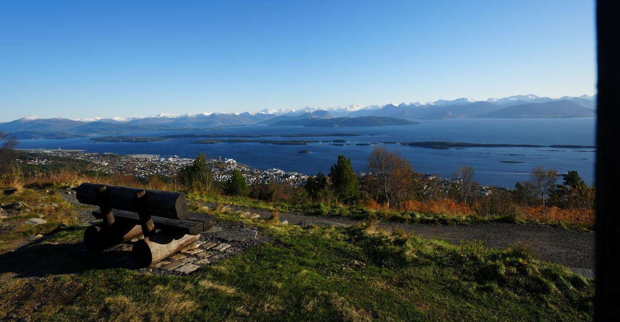 Molde - Guided hike along Mount Varden - Housity