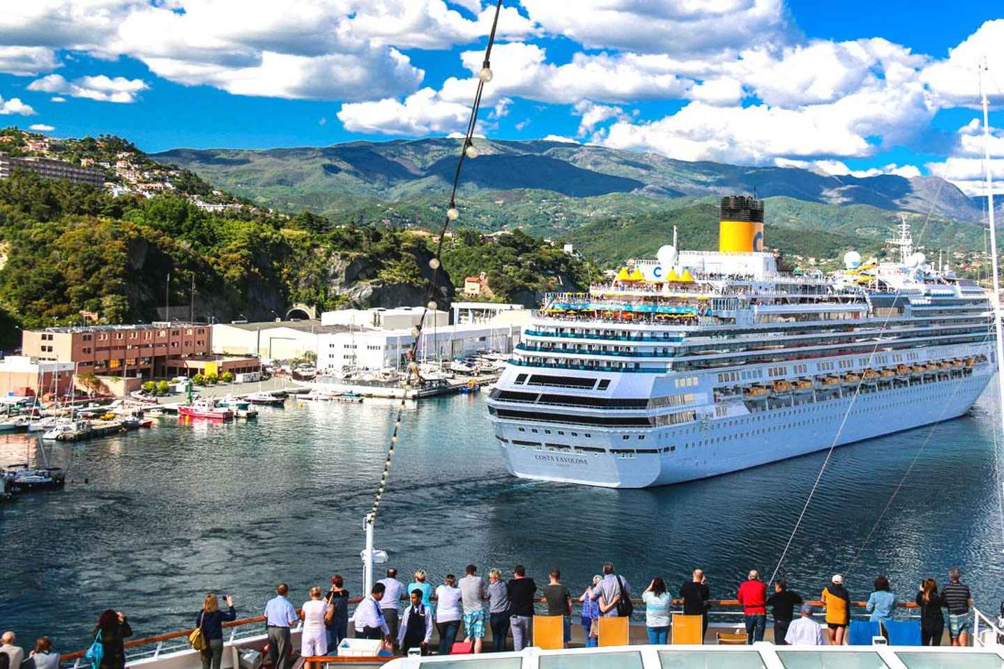 Savona: tour privato a piedi con fortezza e vista panoramica