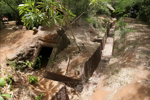 Full-Day DMZ Discovery from Hue – Vinh Moc Tunnel & Khe Sanh Group Tour