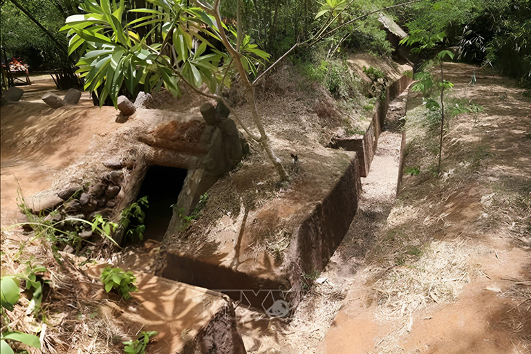 Full-Day DMZ Discovery from Hue – Vinh Moc Tunnel & Khe Sanh Group Tour