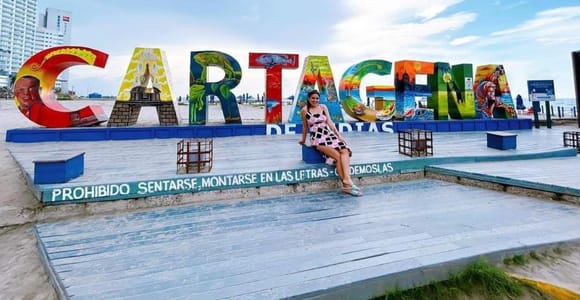 Cartegena: Panoramic City Tour In Chiva With Bilingual Tour Guide