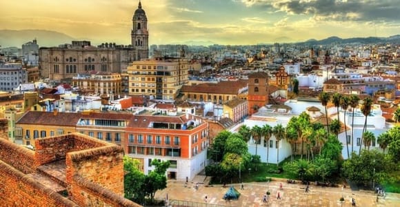 Malaga: Walking Tour of Must-See Attractions