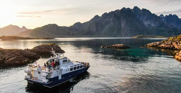 From Svolvær: Lofoten Trollfjord Cruise & Sea Eagle Safari