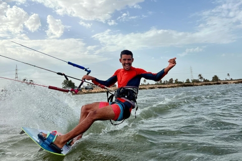 Djerba Unabhängiger Kitesurfing Kurs 12 StundenDjerba: Anfänger Kitesurfing 6 Tage Kurs