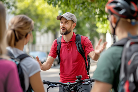 Leipzig: tour privado en bicicleta con guía local certificado.Leipzig: recorrido privado en bicicleta con guía certificado y conocedor de la zona