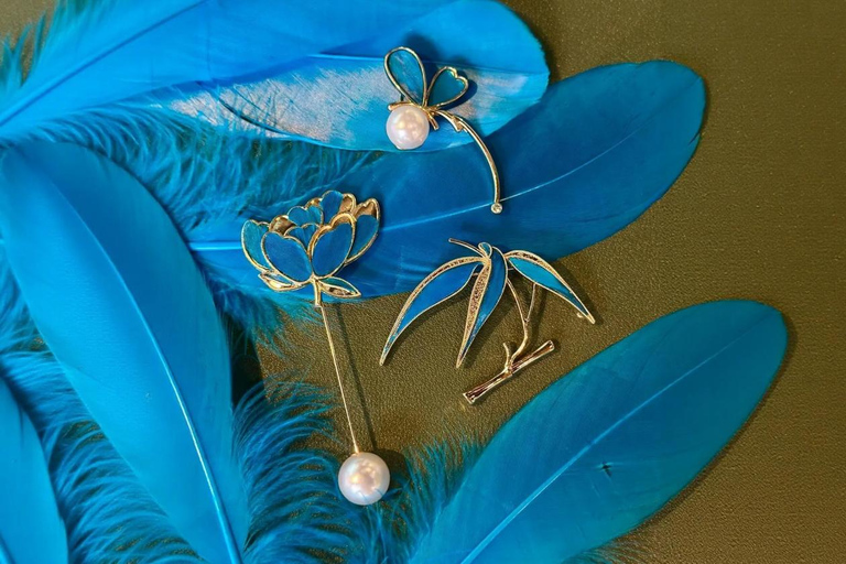 Shanghai: Your Own Kingfisher-Style Jewelry Experience