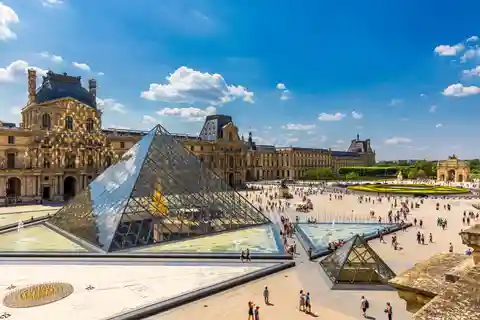 Paris für Erstbesucher - von Notre-Dame bis zum Louvre