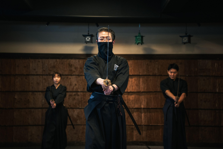 Samurai Ninja Museum Shinjuku: Samurai Sword Lesson & Tour