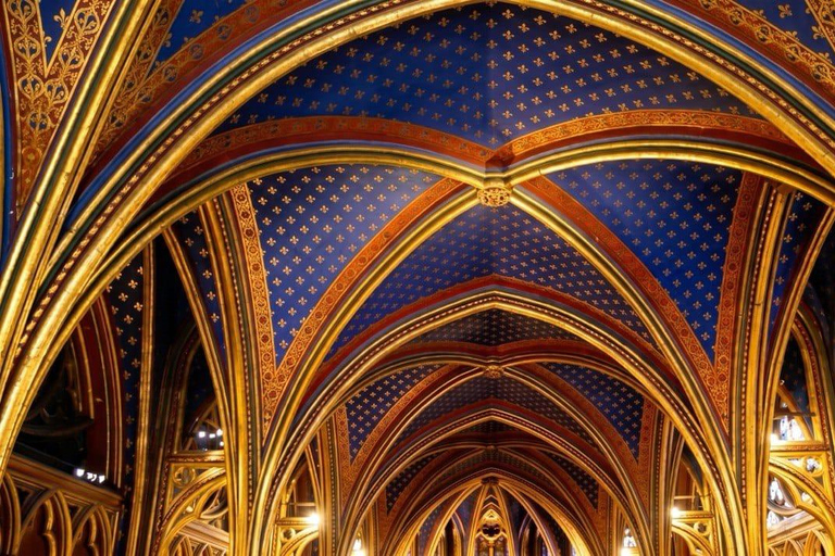 Saint-Chapelle Entry Combo:Conciergerie & Seine River Cruise Sainte-Chapelle + Conciergerie