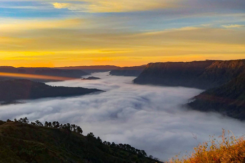 من شيلونج: رحلة شروق الشمس الصباحية المصحوبة بمرشد