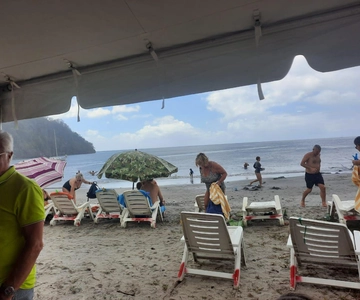 St. Vincent: Leeward Island Tour with Dark View Falls