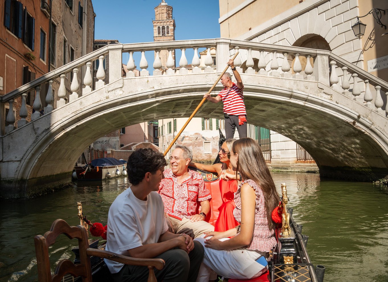 Venedig: Byvandring fra Markuspladsen til Rialtobroen og spritz som en lokal