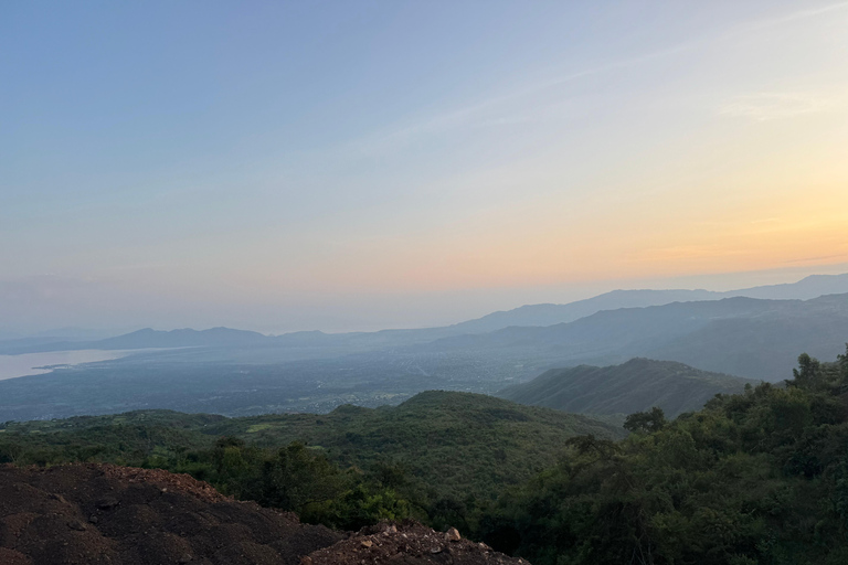 Addis Abeba: 12-tägige Tour durch das Omo-Tal und den Großen Afrikanischen Grabenbruch